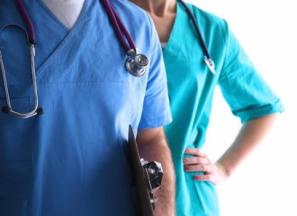 معرفی لباس یکبار مصرف بیمارستانی + بهترین قیمت خرید